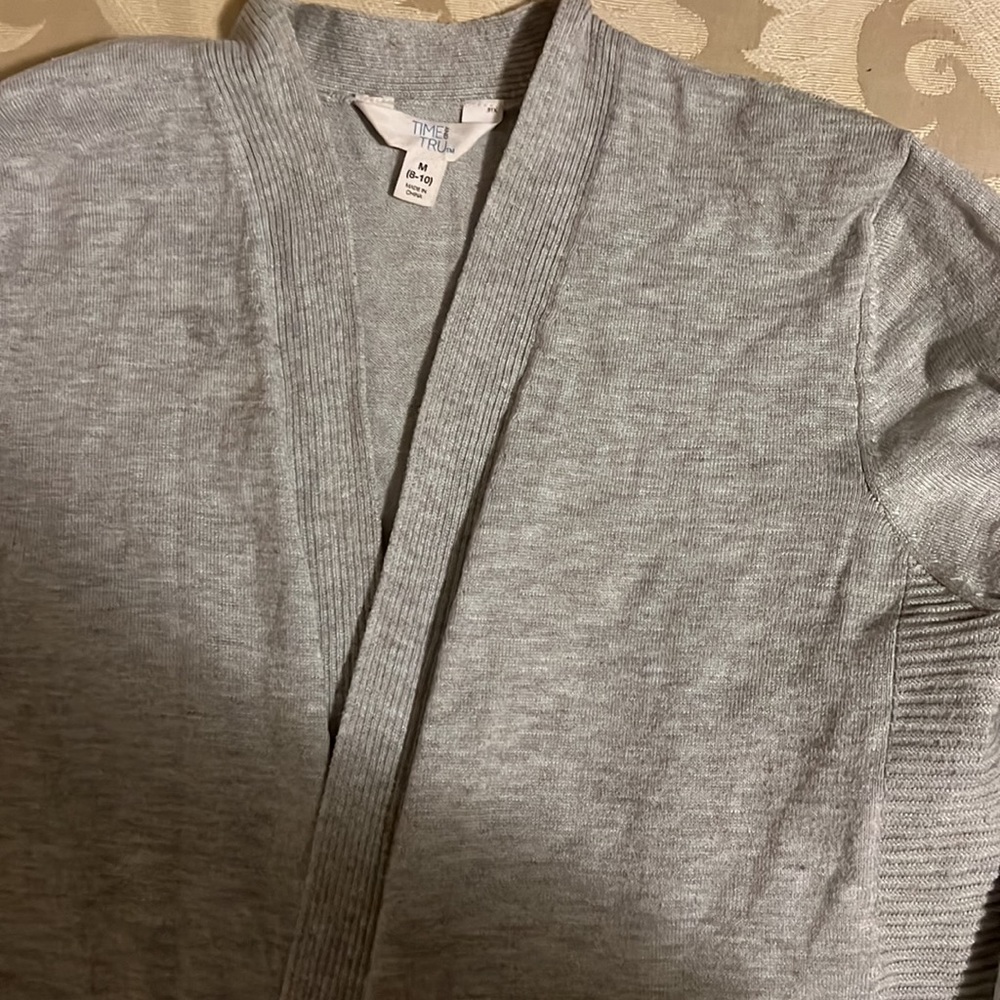 Gray sweater - Picture 2 of 3